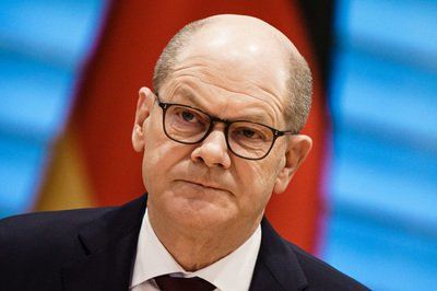 德国总理访问卡塔尔讨论天然气供应等问题