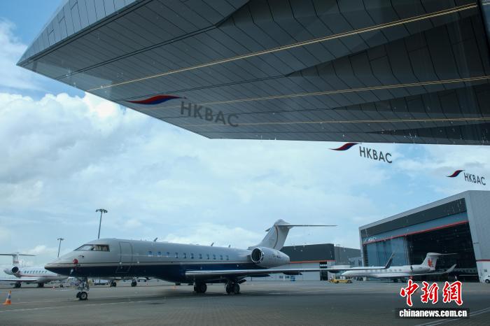 香港商用航空中心新客运大楼启用