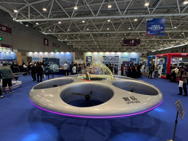 高交会全景展现“低空”生活方式 安全是重中之重